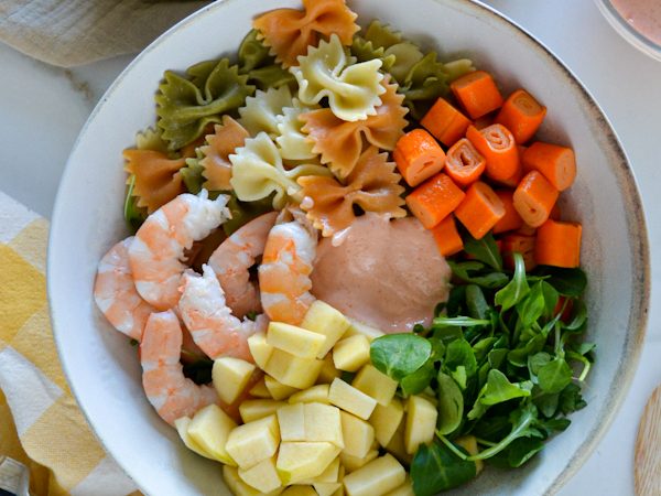 CÓCTEL DE DELICIAS DE SALMÓN Y GAMBAS