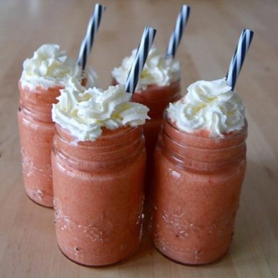 BAtido-de-fresas-con-nata