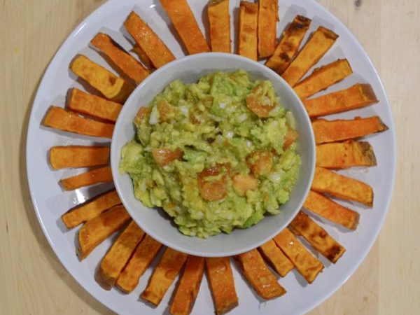BATATAS AL AJILLO CON GUACAMOLE