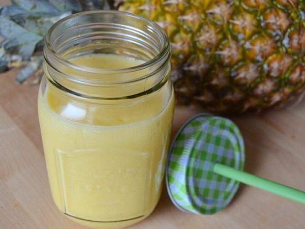 BATIDO DE PIÑA, COCO Y MANGO