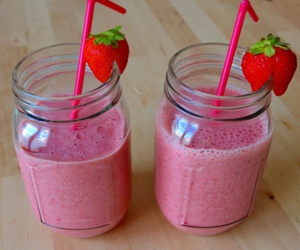 Batido-de-fresas-y-plátano