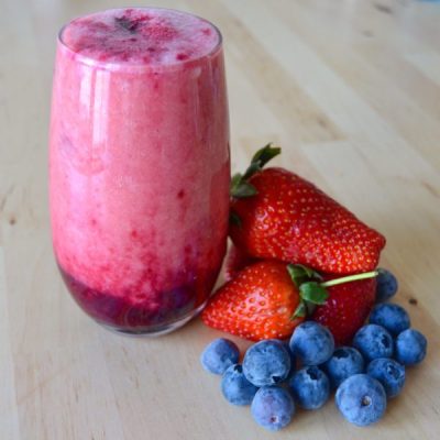 BATIDO DE FRUTOS ROJOS