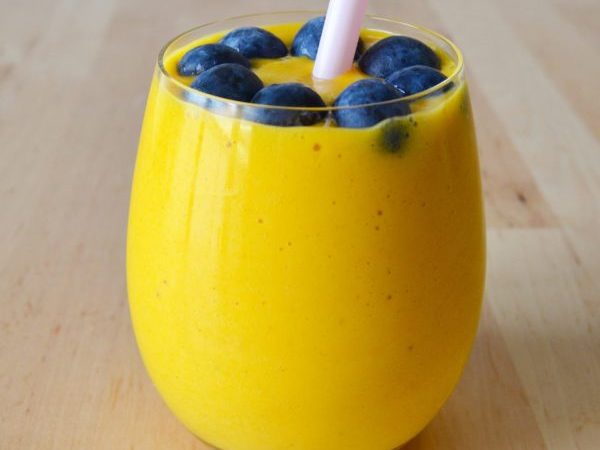 BATIDO DE MANGO Y PIÑA