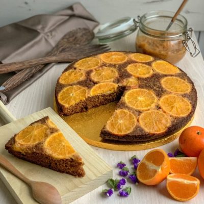 Bizcocho-de-polenta-y-mandarinas