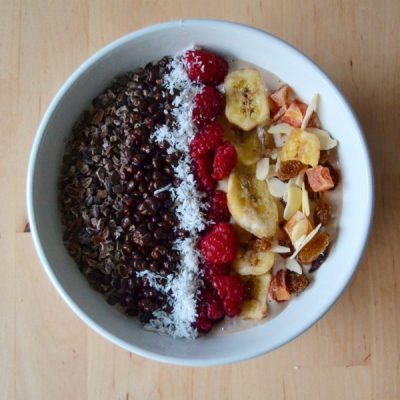BOWL DE AVENA Y ALGARROBA