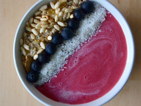 BOWL DE FRESAS Y FRAMBUESAS