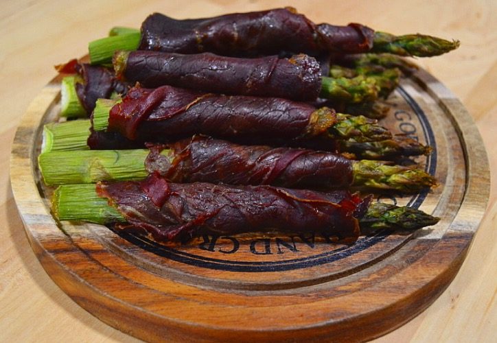 Cecina-con-espárragos