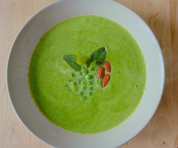 Crema-de-guisantes-y-menta