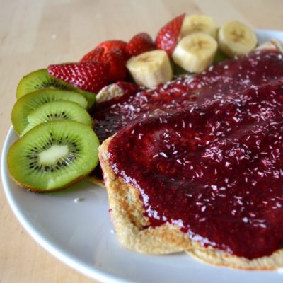 Crepes-con-salsa-de-frutos-del-bosque