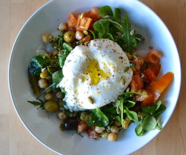 Ensalada-con-burrata