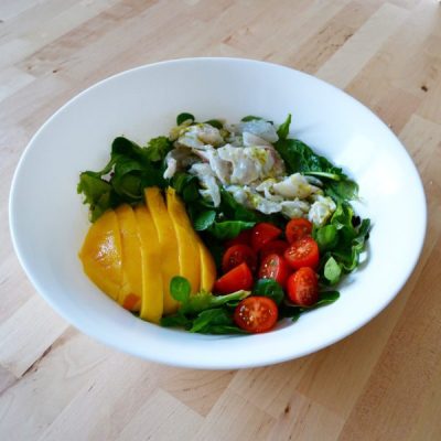 Ensalada-con-ceviche-y-mango