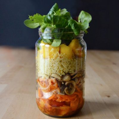 Ensalada-de-cuscús-con-salmón-y-mango