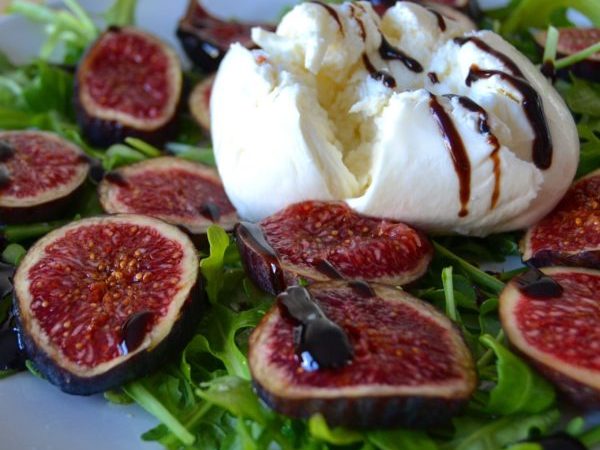 ENSALADA DE HIGOS Y MOZZARELLA