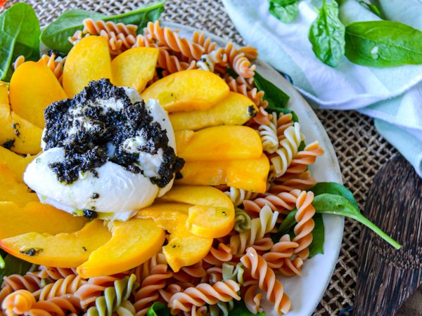 ENSALADA DE VERANO CON PESTO DE ACEITUNAS