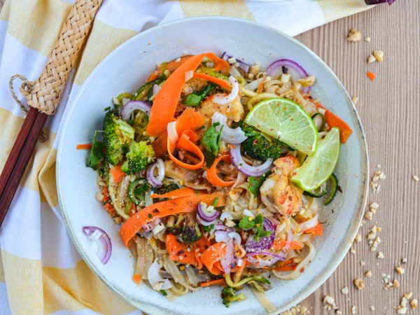 FIDEOS DE ARROZ CON LANGOSTINOS Y VERDURAS