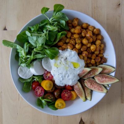 Garbanzos-especiados-con-salsa-de-menta