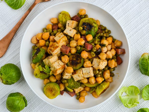 GARBANZOS CON COLES Y TOFU
