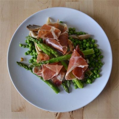 Guisantes-y-trigueros-con-jamón