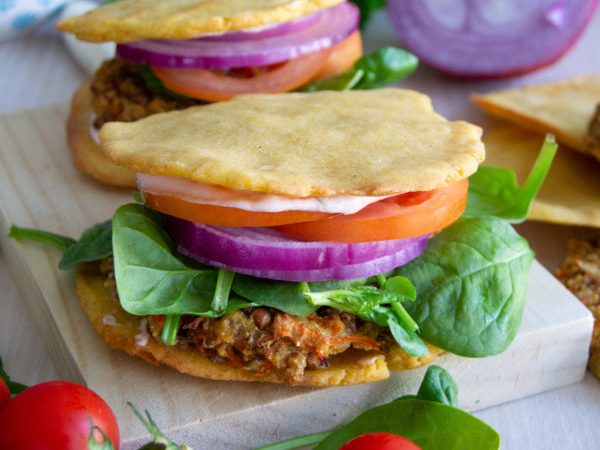HAMBURGUESA DE LENTEJAS Y ZANAHORIA