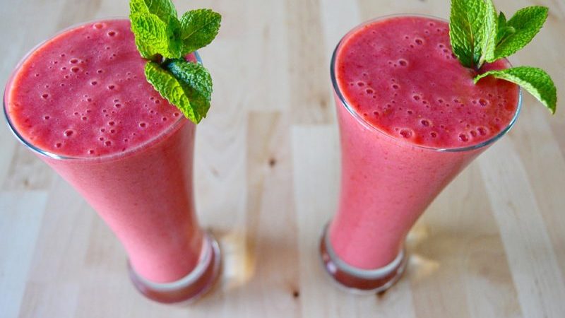 BATIDO CON HIERBABUENA