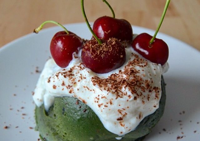 MUG CAKE DE ESPIRULINA