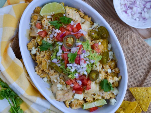 NACHOS CON POLLO ESPECIADO