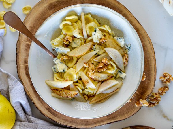 PASTA CON PERA Y QUESO AZUL