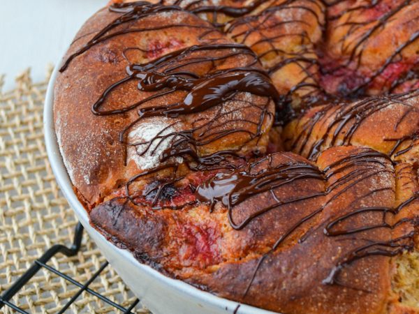 ROLLITOS DE FRESA Y CHOCOLATE