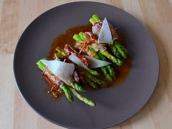 ROLLITOS DE TERNERA CON TRIGUEROS