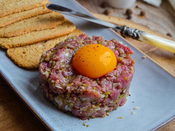 STEAK TARTAR