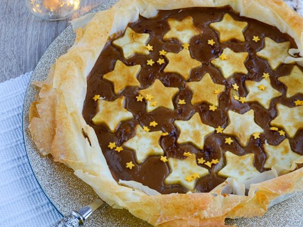 TARTA DE CREMA CON ESTRELLAS DE MANZANA