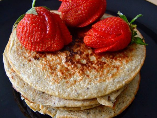 TORTITAS DE PLÁTANO, AVENA Y CHÍA