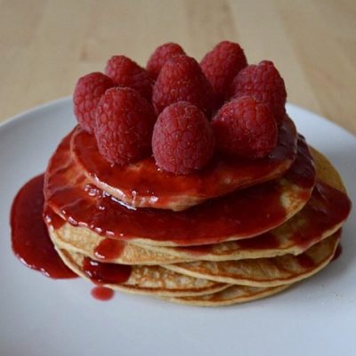 Tortitas-de-cacahuete-y-frambuesas