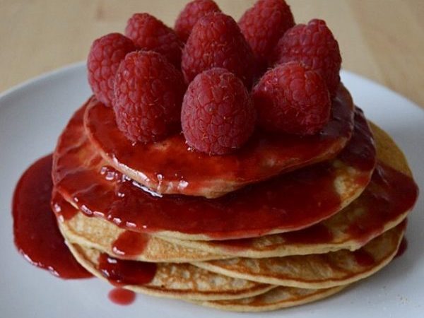 TORTITAS DE CACAHUETE Y FRAMBUESAS