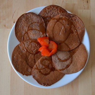 Tortitas-de-chocolate-y-crema-de-cacahuete