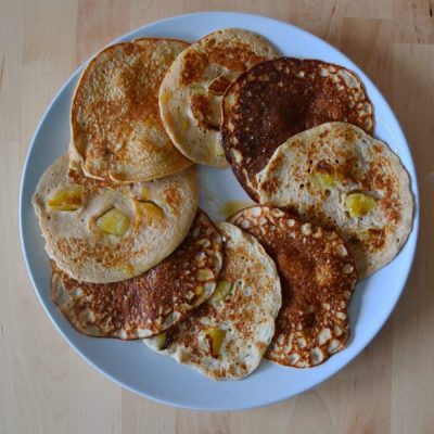 Tortitas-de-plátano-y-manzana