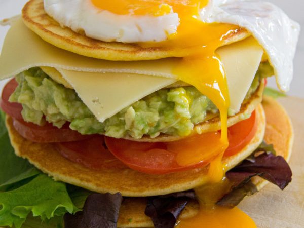 TORRE DE TORTITAS SALADAS
