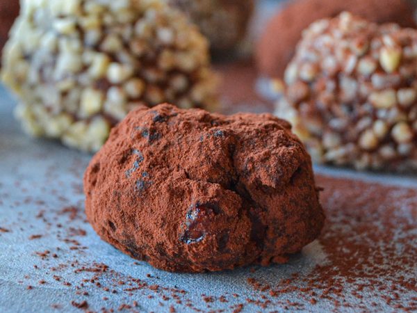 TRUFAS DE TURRÓN Y CHOCOLATE