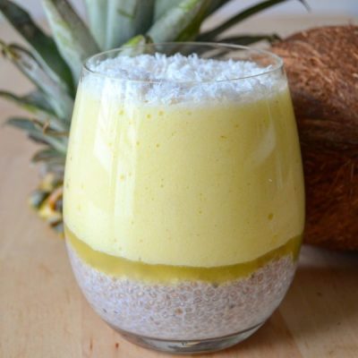 VASO DE COCO, PIÑA Y CHÍA